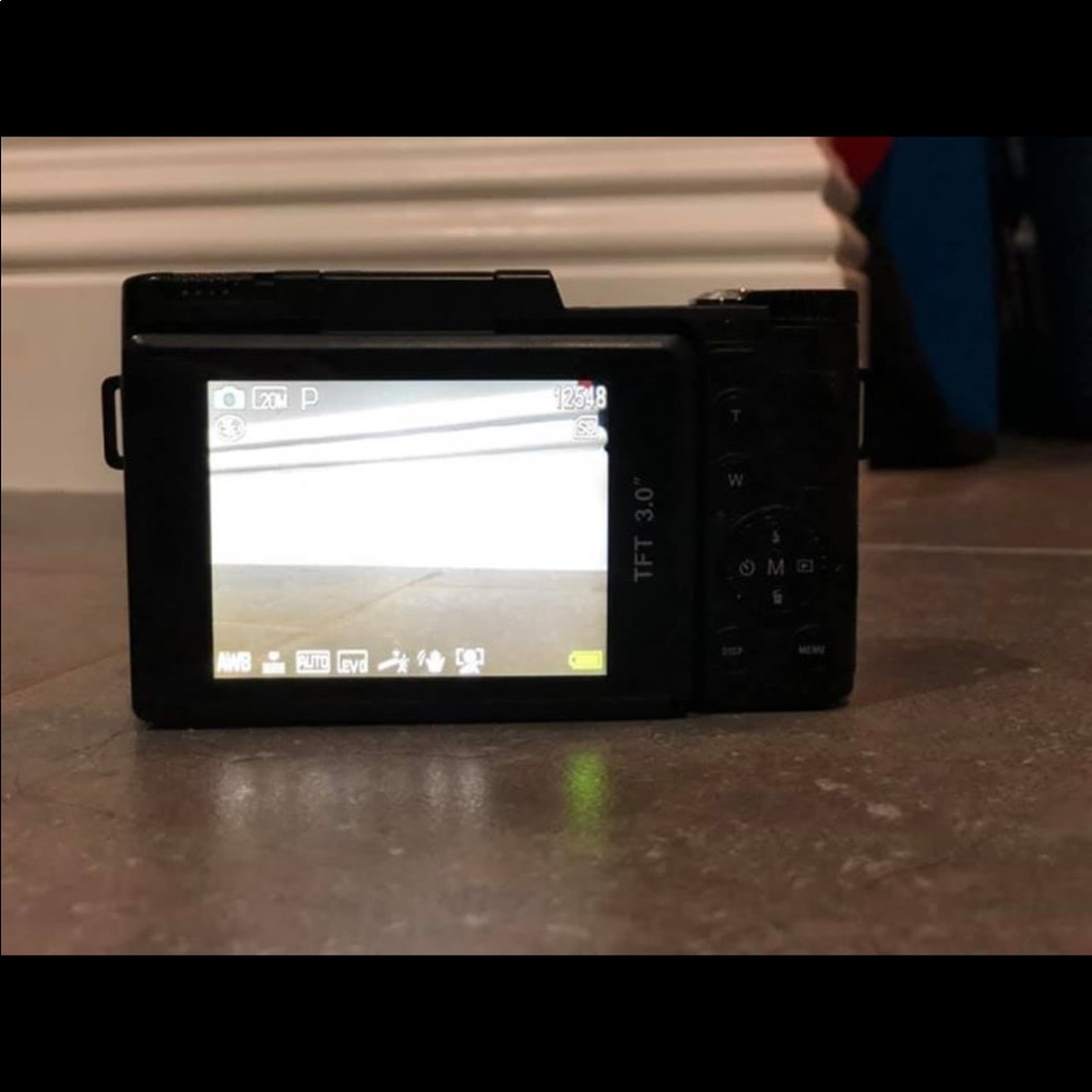 Digital/vlog camera - Picture 2 of 4